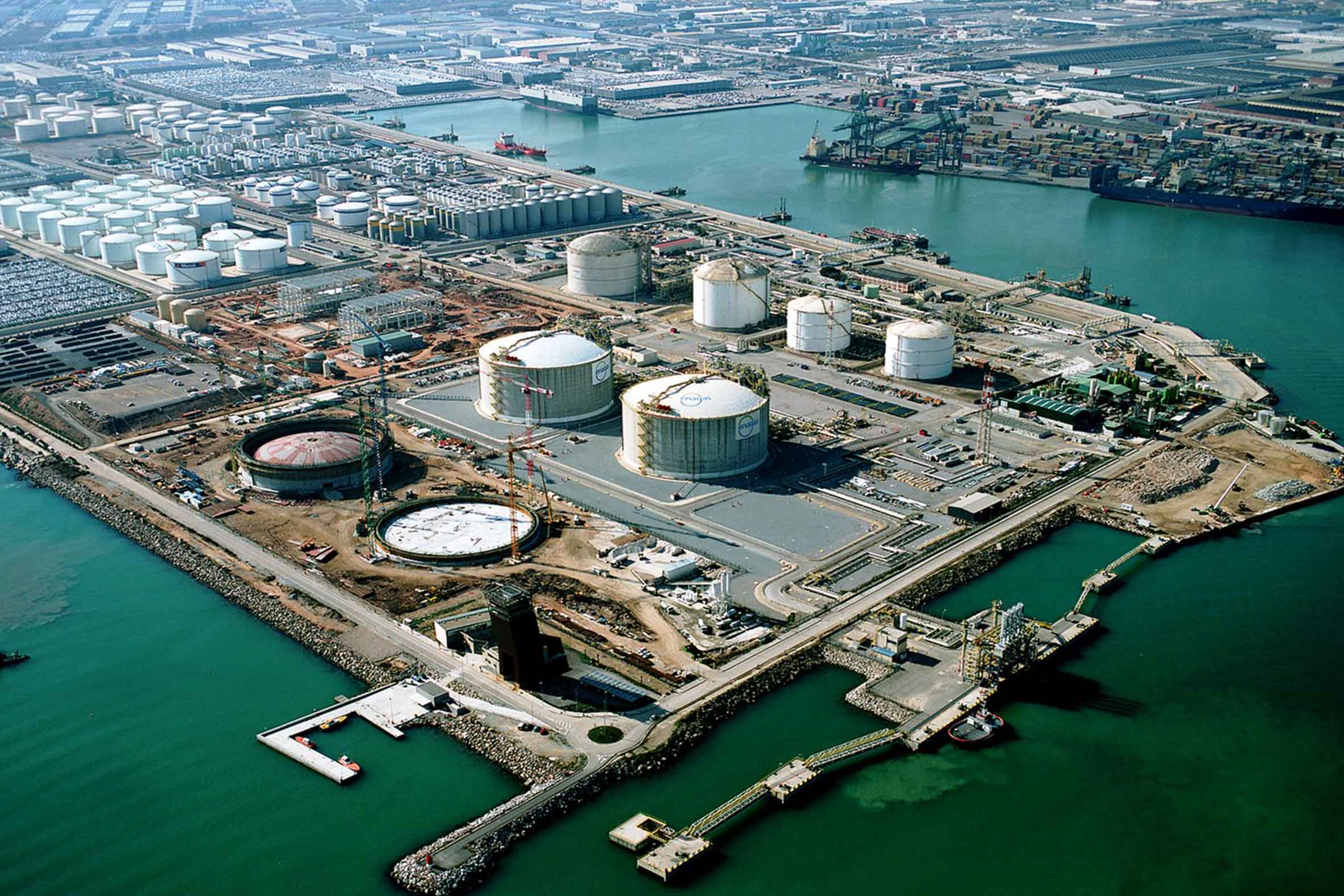 LNG Barcelona storage plants (Spain)