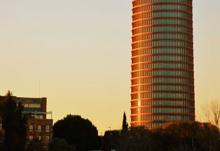 FCC Industrial avanza en las obras de acondicionamiento del hotel Torre Sevilla