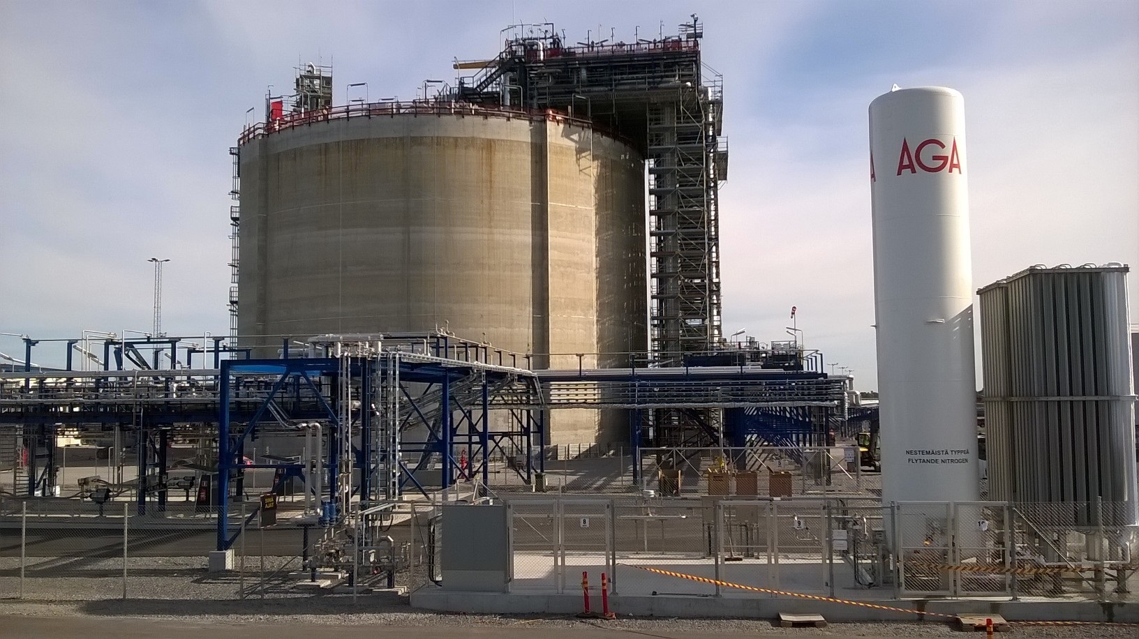 FCC Industrial has participated in the tank construction of the first liquefied natural gas (lng) plant in Finland