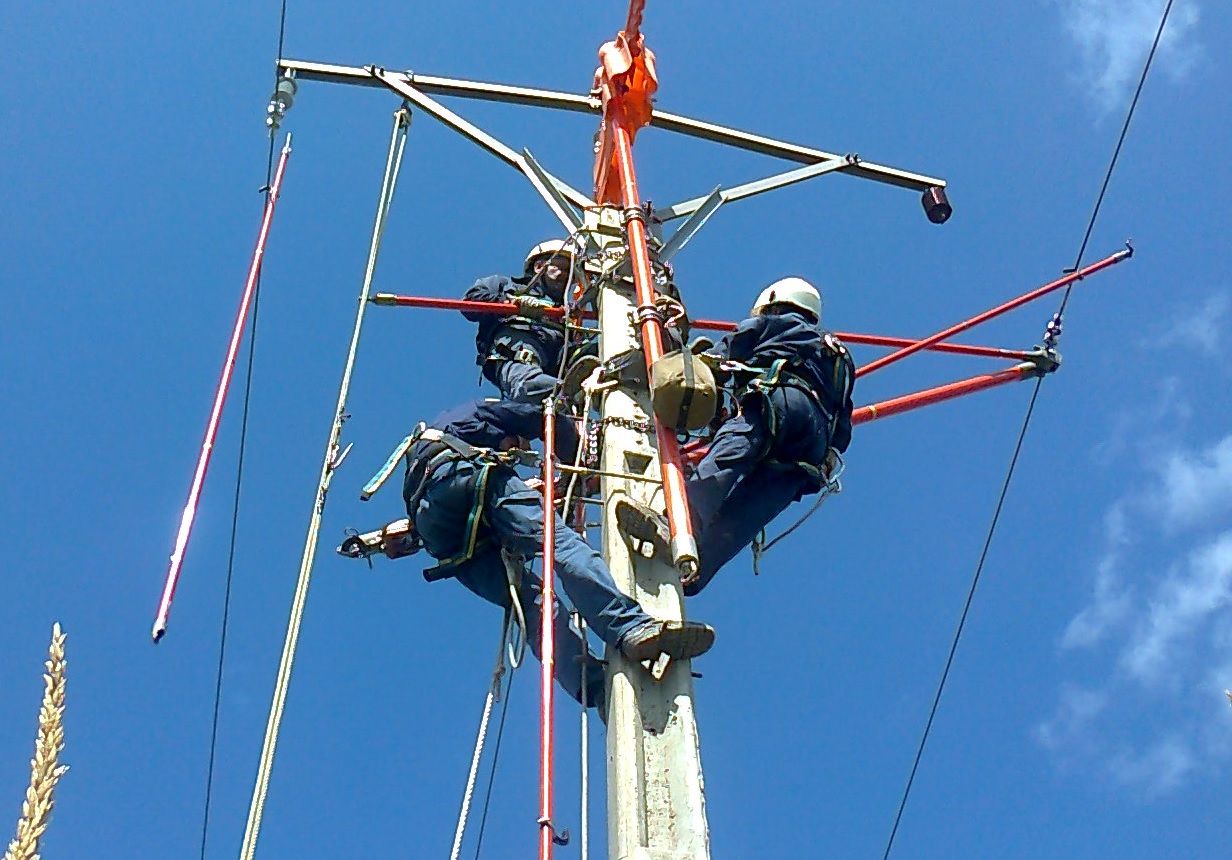 FCC Industrial inicia los trabajos de rehabilitación de las redes de distribución de electricidad de la Republica Dominicana