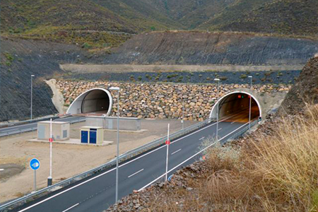 FCC Industrial y Matinsa ganan la licitación de las obras de modernización y adecuación de los túneles de Loma de Bas (Murcia) y Sierra de Aguilón (Almería)